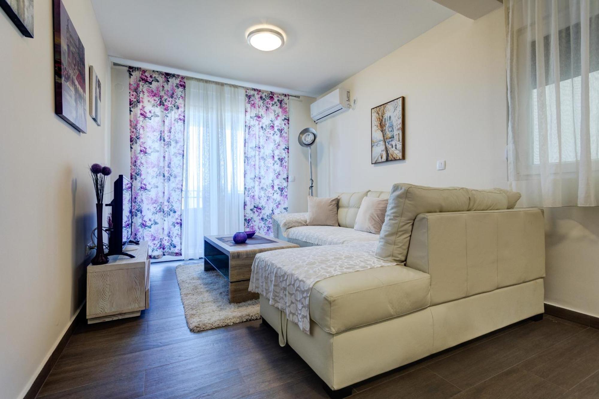 Apartments Horizont ブドヴァ エクステリア 写真