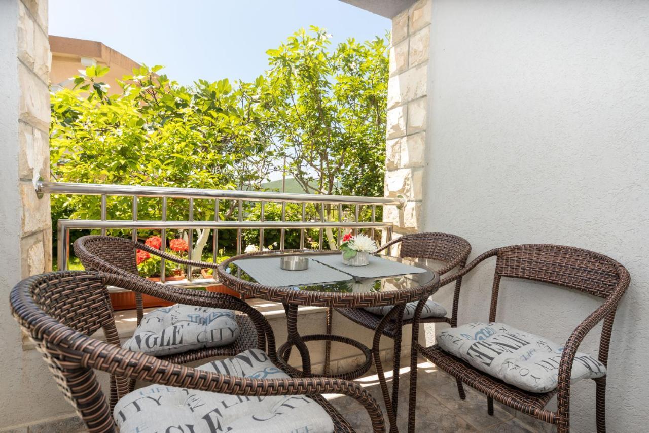 Apartments Horizont ブドヴァ エクステリア 写真